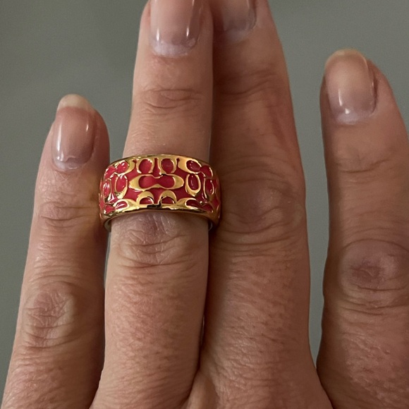Coach ring - Picture 2 of 7